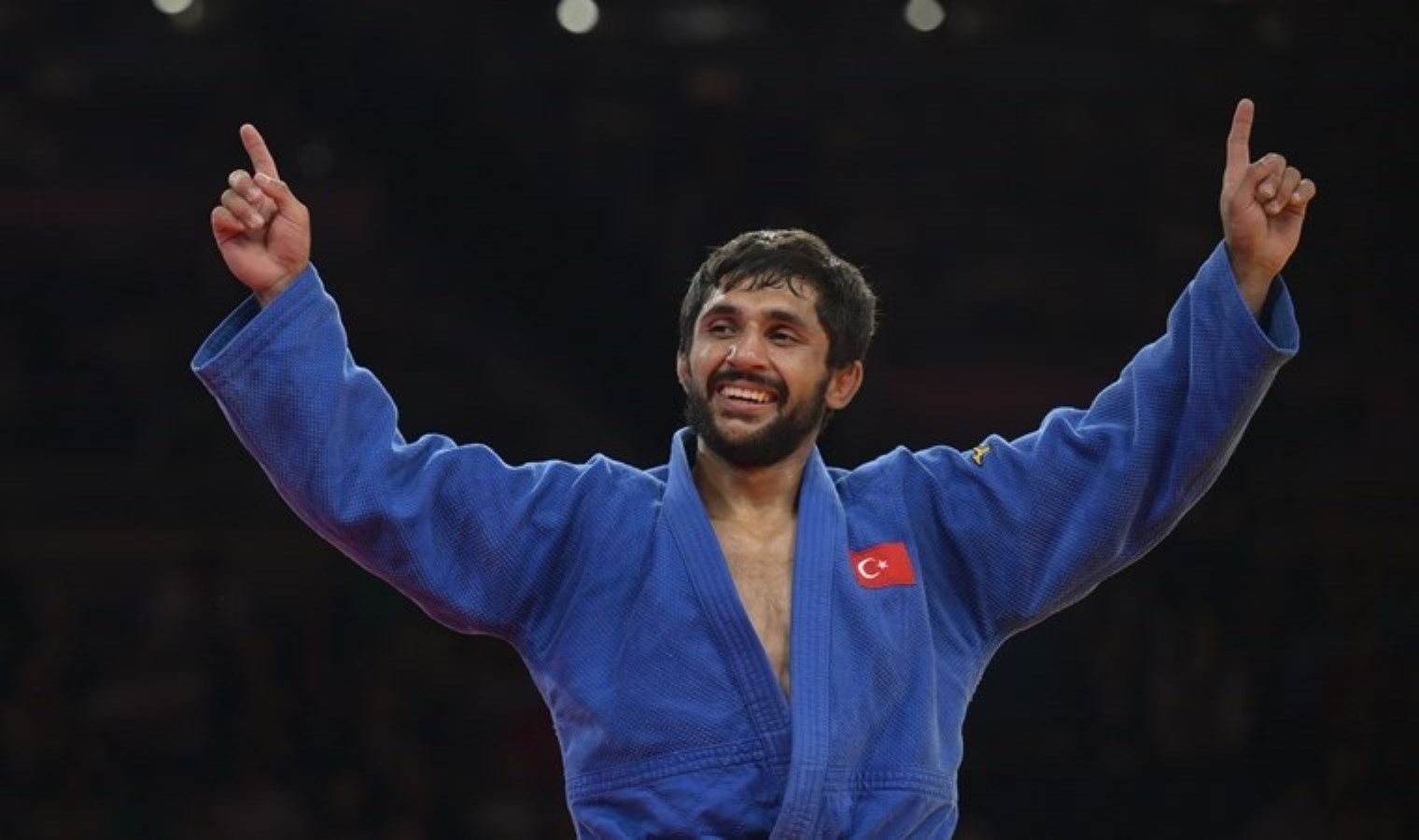 Madalya almayı garantiledi: Milli judocu Salih Yıldız, Paris 2024’te yarı finalde!